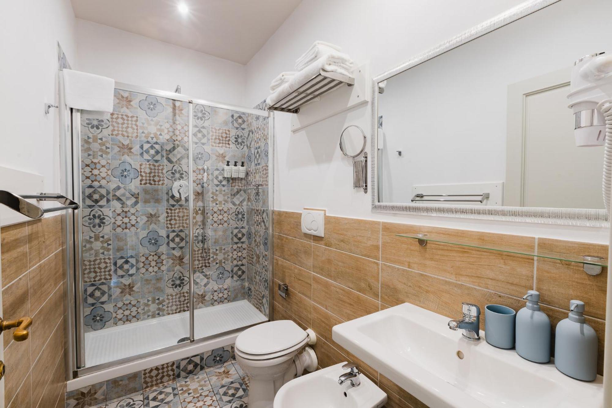 Am Collection Cavour Bed & Breakfast Florence Ngoại thất bức ảnh
